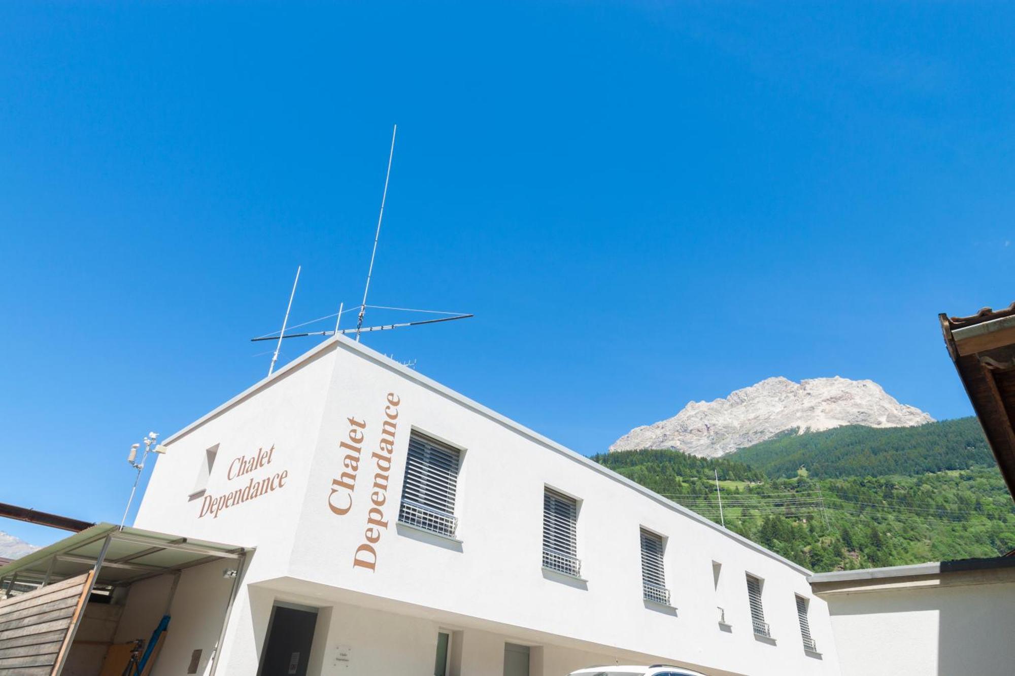 Ristorante Pensione Chalet Stazione Poschiavo Eksteriør billede