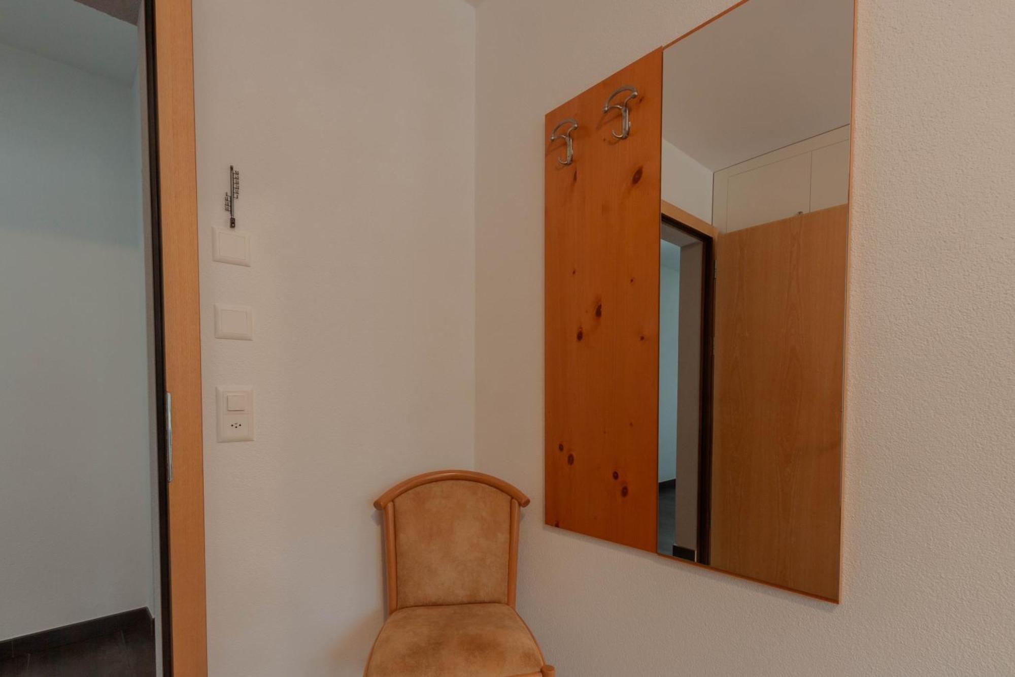 Ristorante Pensione Chalet Stazione Poschiavo Eksteriør billede